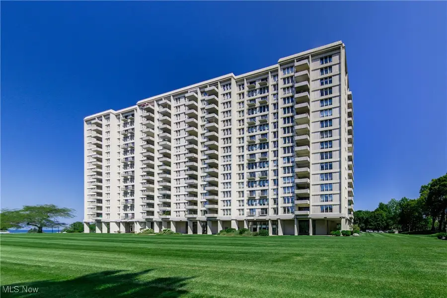 1 Bratenahl Place #901, Bratenahl, OH 44108 - Image #2