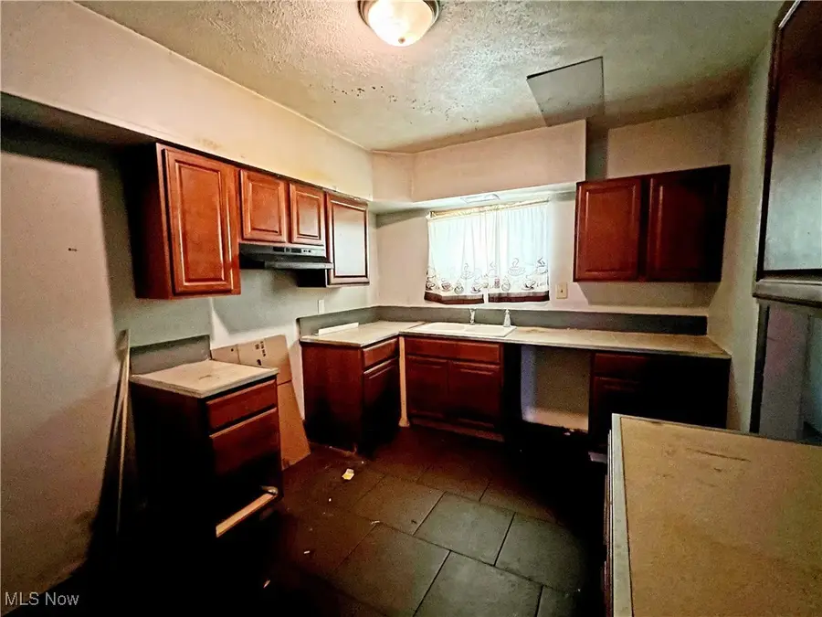 507 Bunker Hill Road, Ashtabula, OH 44004 - Image #2