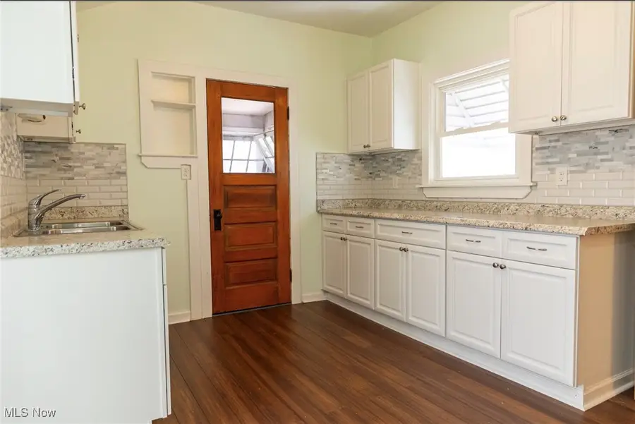 9612 Park Heights Avenue, Garfield Heights, OH 44125 - Image #2