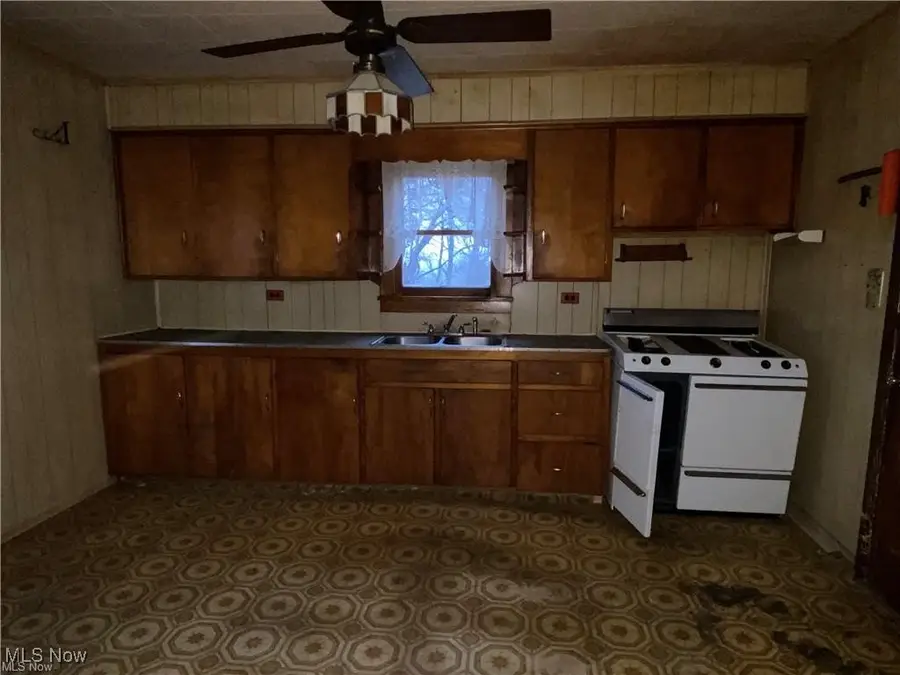 60551 Main Street, Jacobsburg, OH 43933 - Image #2