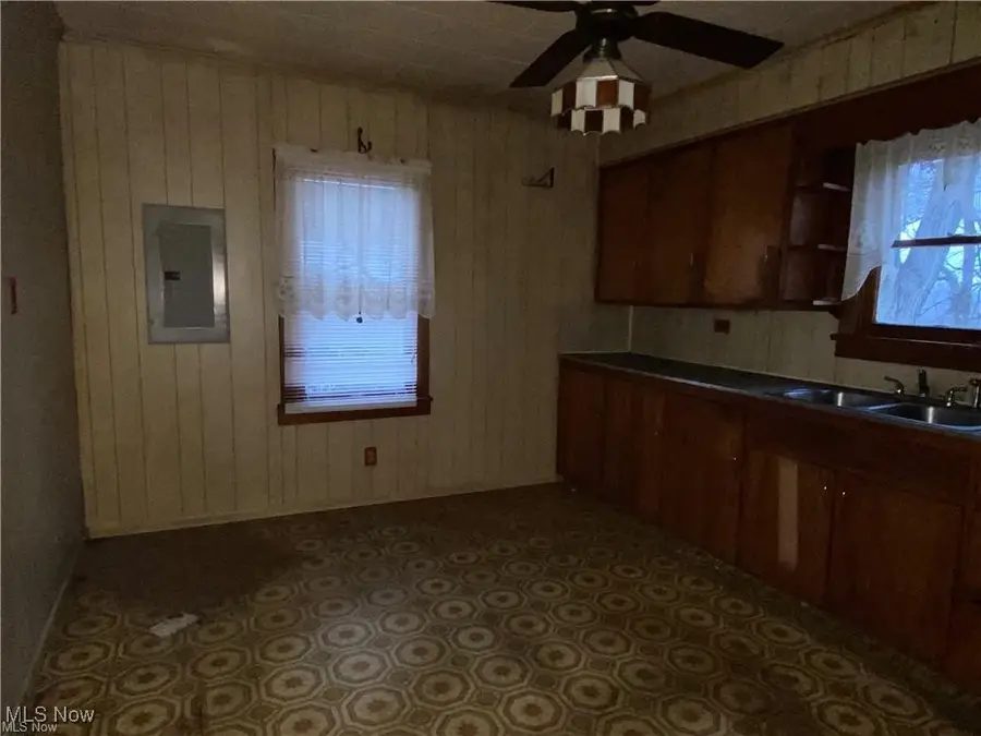 60551 Main Street, Jacobsburg, OH 43933 - Image #3