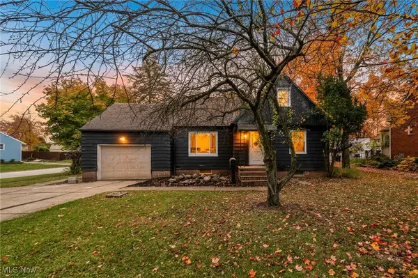 1881 W Pleasant Valley Road, Cleveland, OH 44134