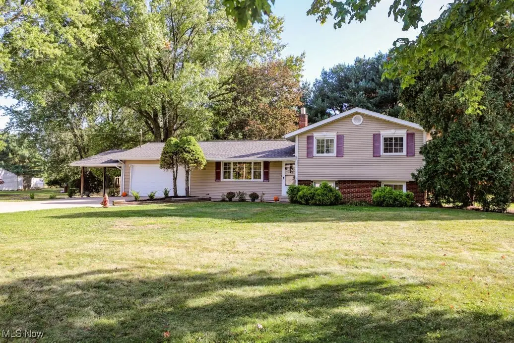 4852 Lovers Lane, Ravenna, OH 44266 - Image #1