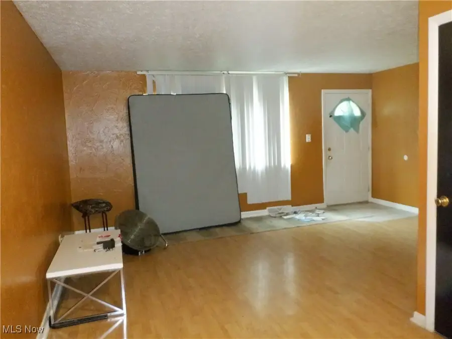 4957 Caroline Drive #15, Warrensville Heights, OH 44128 - Image #2