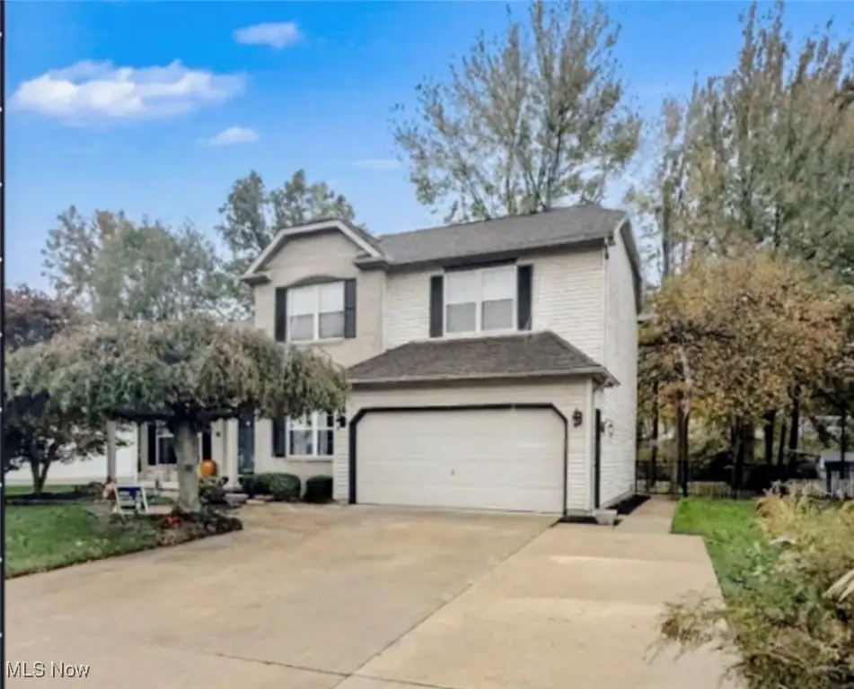 26985 Glenside Lane, Olmsted Township, OH 44138 - Image #1