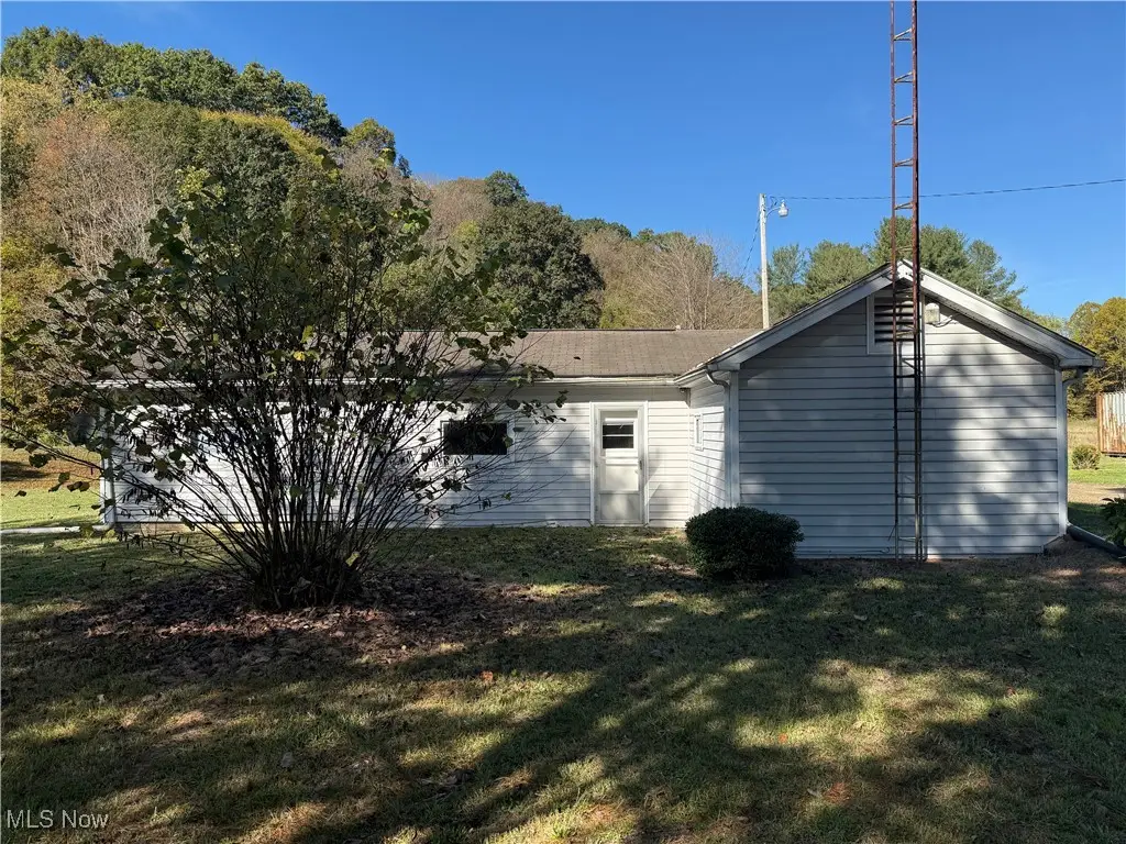 4085 Cannelville Road, Roseville, OH 43777 - Image #1