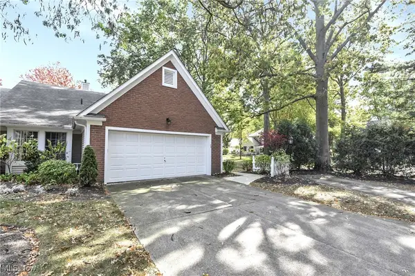 31825 Bayview Drive #75, Avon Lake, OH 44012