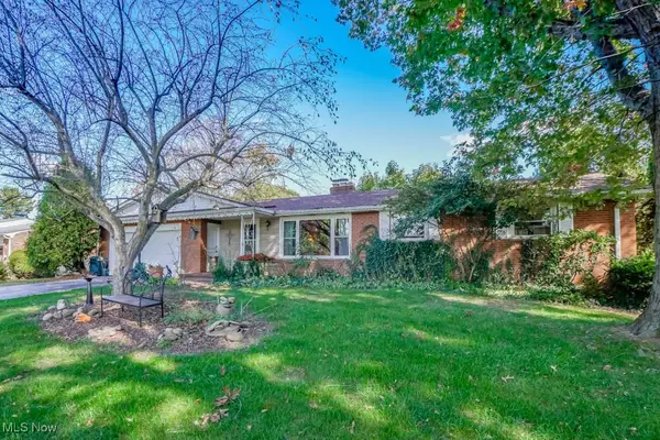 1010 Las Olas Nw Boulevard, North Canton, OH 44720