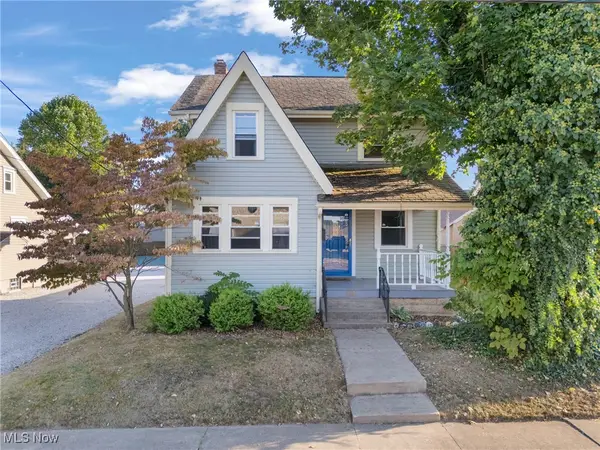 406 Hower Ne Street, North Canton, OH 44720