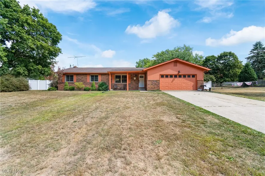 502 Valley Crest Drive, Mogadore, OH 44260 - Image #3