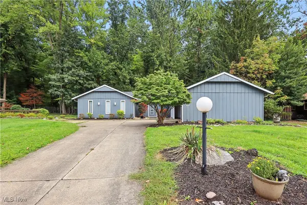 5950 Bayberry Circle, North Ridgeville, OH 44039