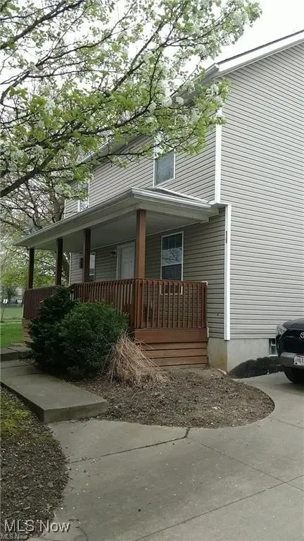 585-583 E Buchtel Avenue, Akron, OH 44304 - Image #3