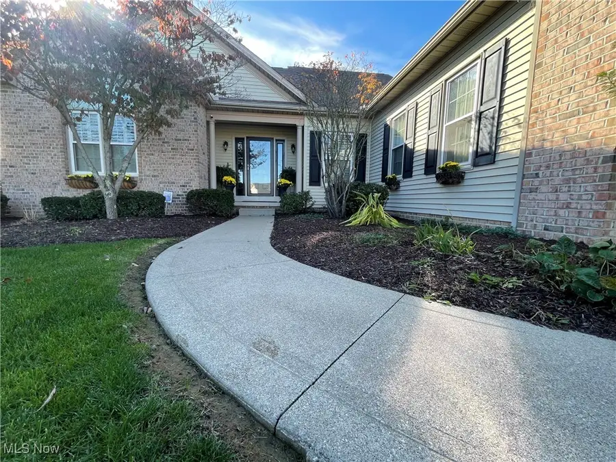 4456 Red Panda Nw Circle, Massillon, OH 44646 - Image #3