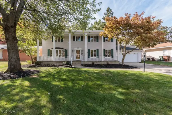 7706 Wake Robin Drive, Parma, OH 44130