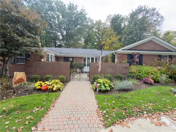 6848 Deepwood Lane, Mayfield Village, OH 44143