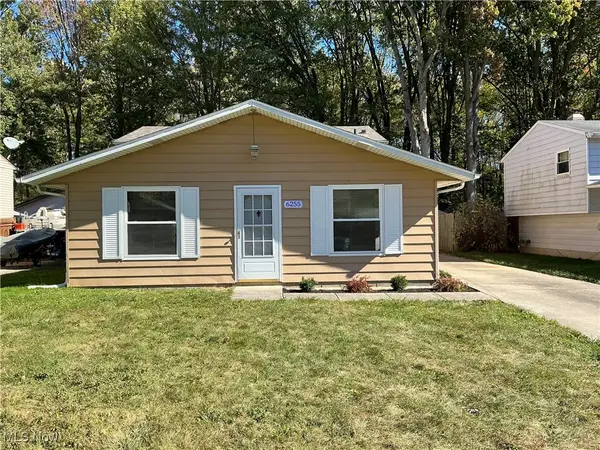 6255 Rosebelle Avenue, North Ridgeville, OH 44039