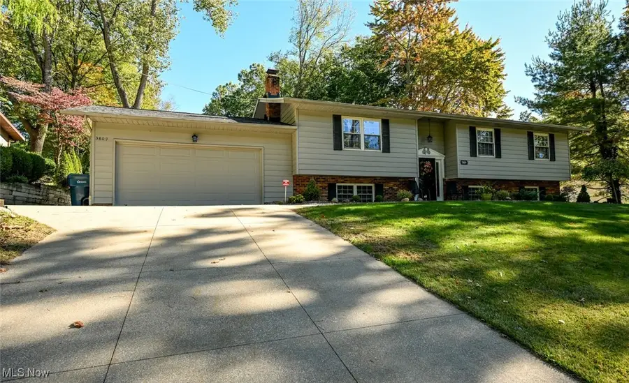 3809 Butterfield Drive, Akron, OH 44319 - Image #2