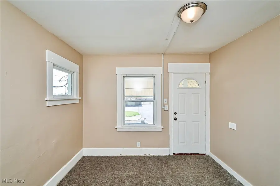 1328 Struble Ne Avenue, Canton, OH 44705 - Image #3