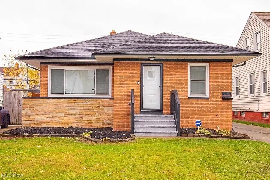 10718 Vernon Avenue, Garfield Heights, OH 44125 - Image #2