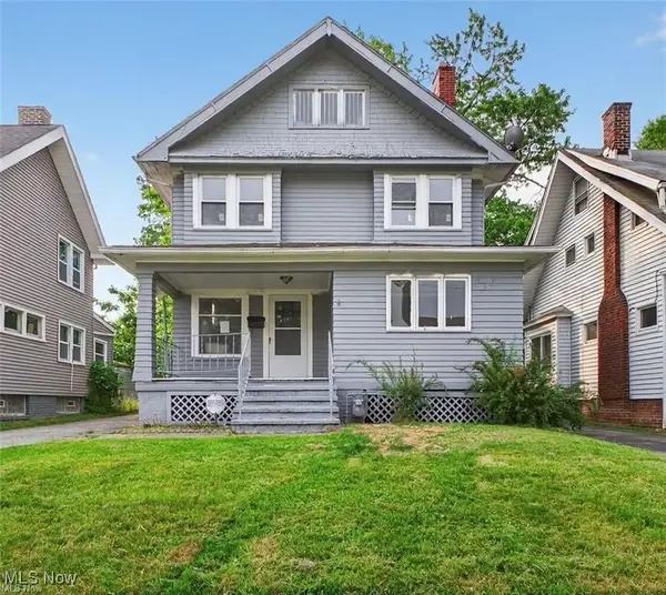 839 Nela View Road, Cleveland Heights, OH 44112