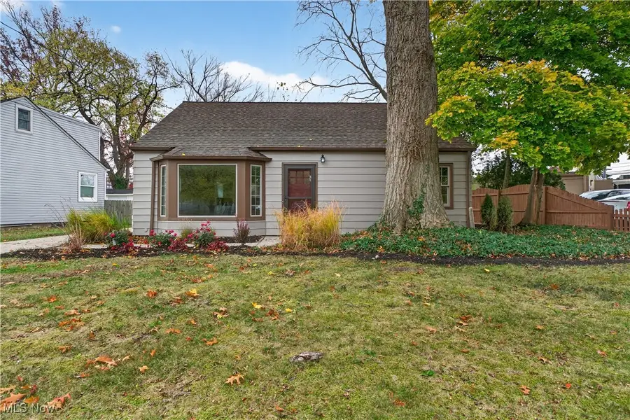 27419 Donald Drive, Bay Village, OH 44140 - Image #2