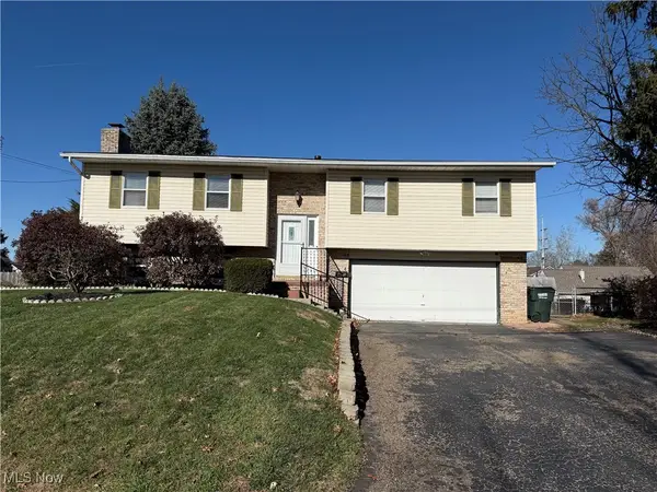 825 6th Ne Street, North Canton, OH 44720