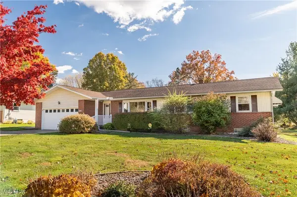 1990 Tricaso Drive, Green, OH 44720