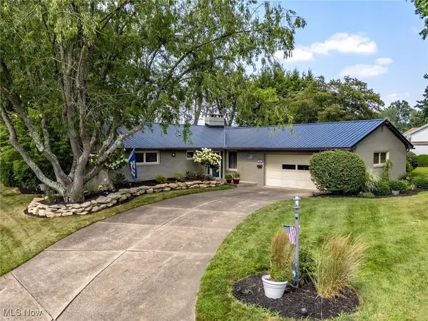 701 Edgewood Se Street, North Canton, OH 44720