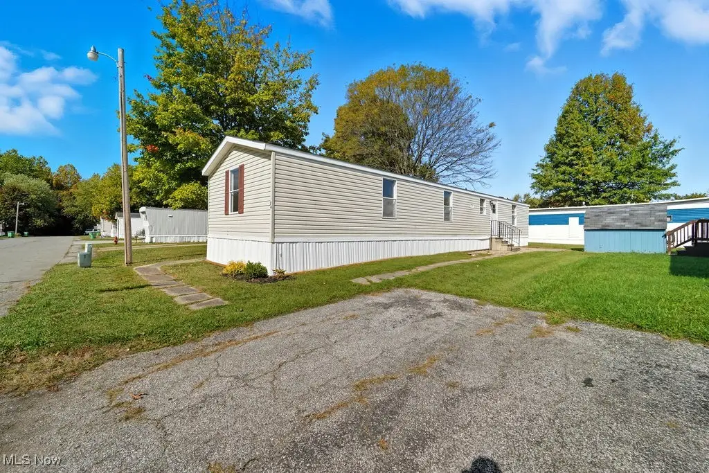 3583 Austin Drive #94, Geneva, OH 44041 - Image #1