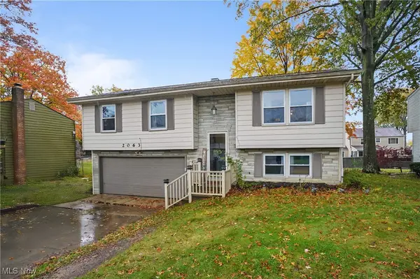 2063 Woodland Trace, Youngstown, OH 44515