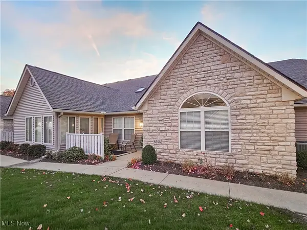 8675 Dublin Ridge Nw Circle, Massillon, OH 44646