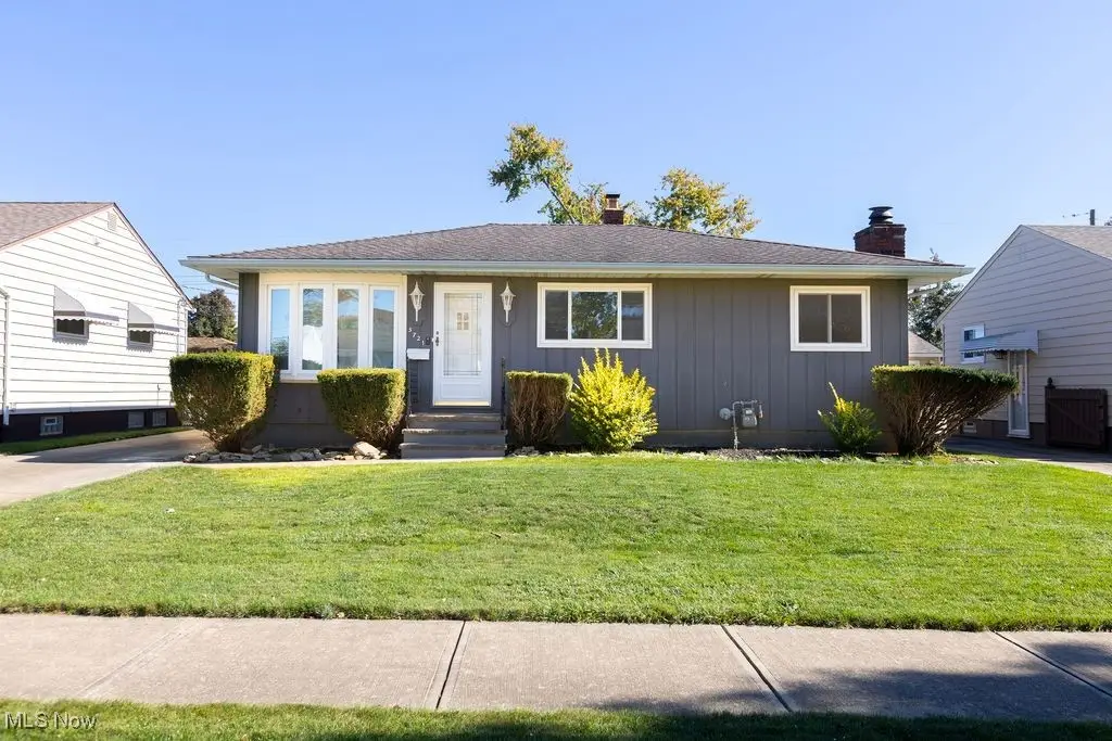 5721 Michael Drive, Brook Park, OH 44142 - Image #1