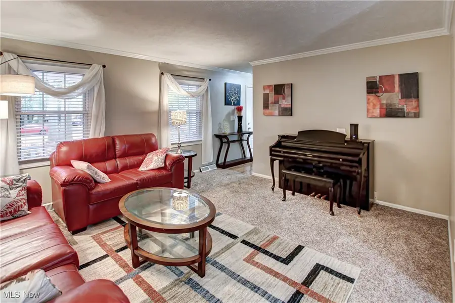 1499 Elizabeth Lane, Macedonia, OH 44056 - Image #3