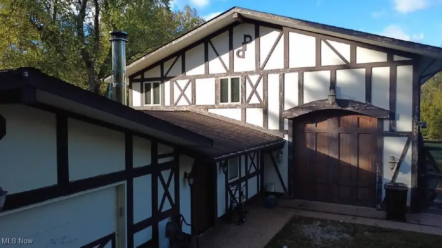 8362 Riverside Drive, Novelty, OH 44072 - Image #3