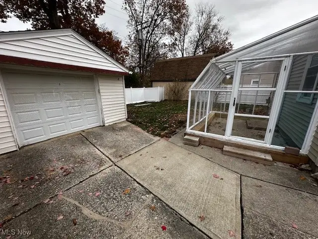 26351 Farringdon Avenue, Euclid, OH 44132 - Image #3