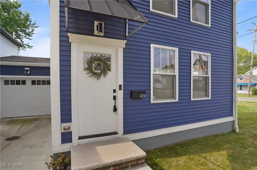 4311 Bailey Avenue, Cleveland, OH 44113 - Image #2