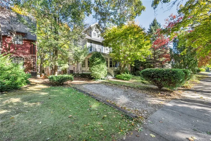 113 N Highland Avenue, Akron, OH 44303 - Image #2