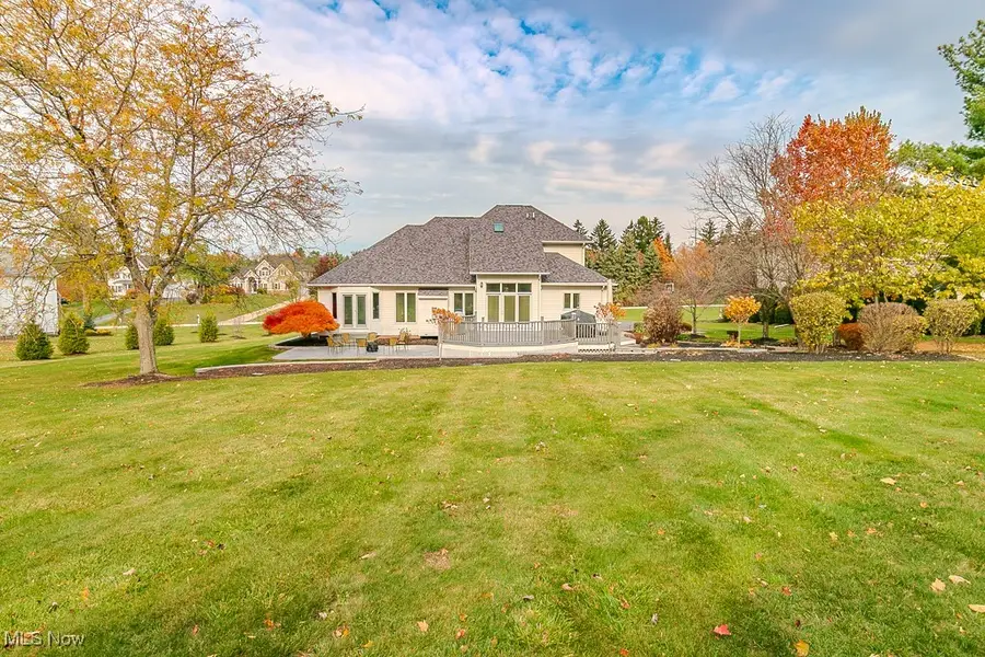 8066 Pinehurst Drive, Kirtland, OH 44094 - Image #2