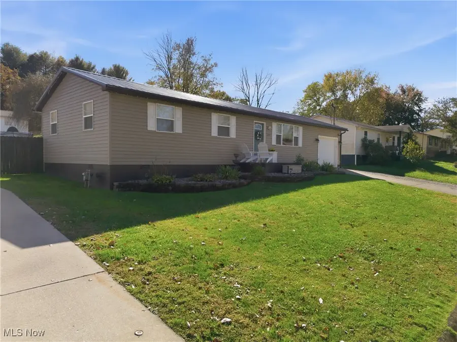 272 Locust Drive, Mineral Wells, WV 26150 - Image #2