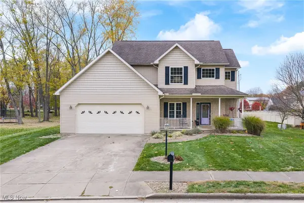 268 Schoenbrunn Ne Drive, New Philadelphia, OH 44663