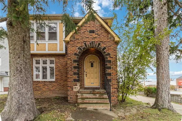 3474 Raymont Boulevard, University Heights, OH 44118