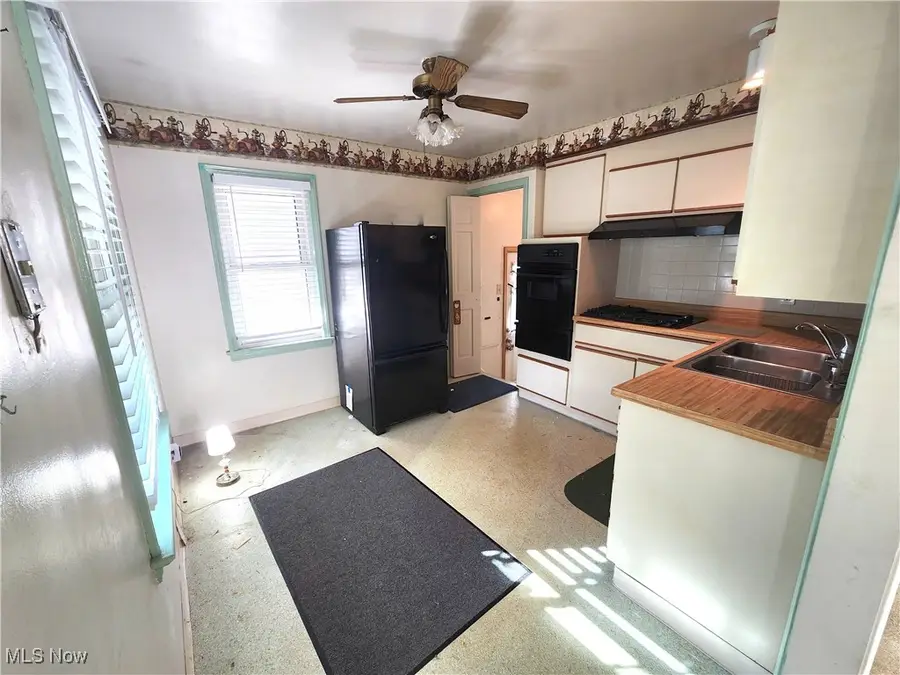 20921 Westport Avenue, Euclid, OH 44123 - Image #3