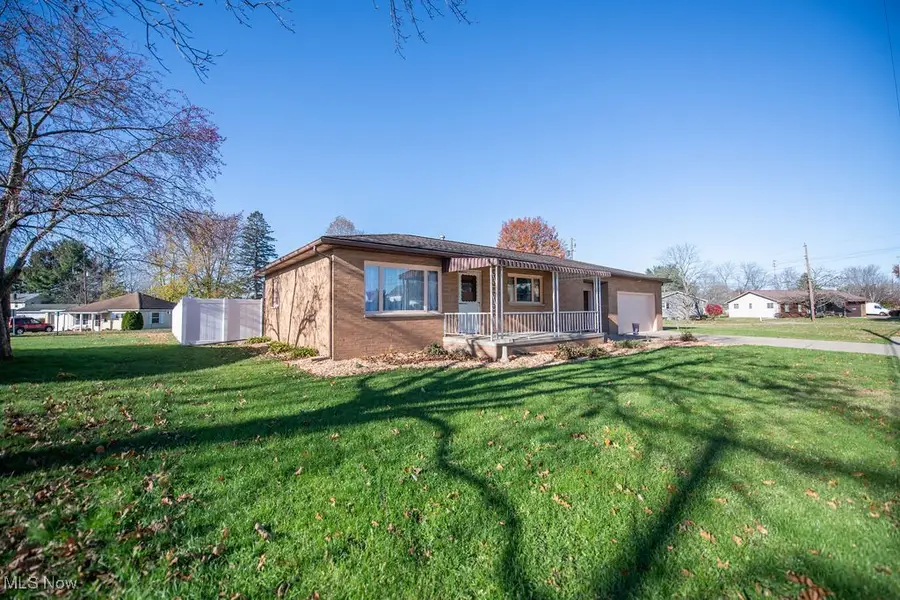 642 Jordan Nw Drive, New Philadelphia, OH 44663 - Image #3