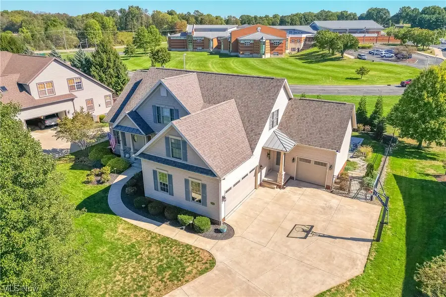 7718 Rolling Green Nw Avenue, Massillon, OH 44646 - Image #3