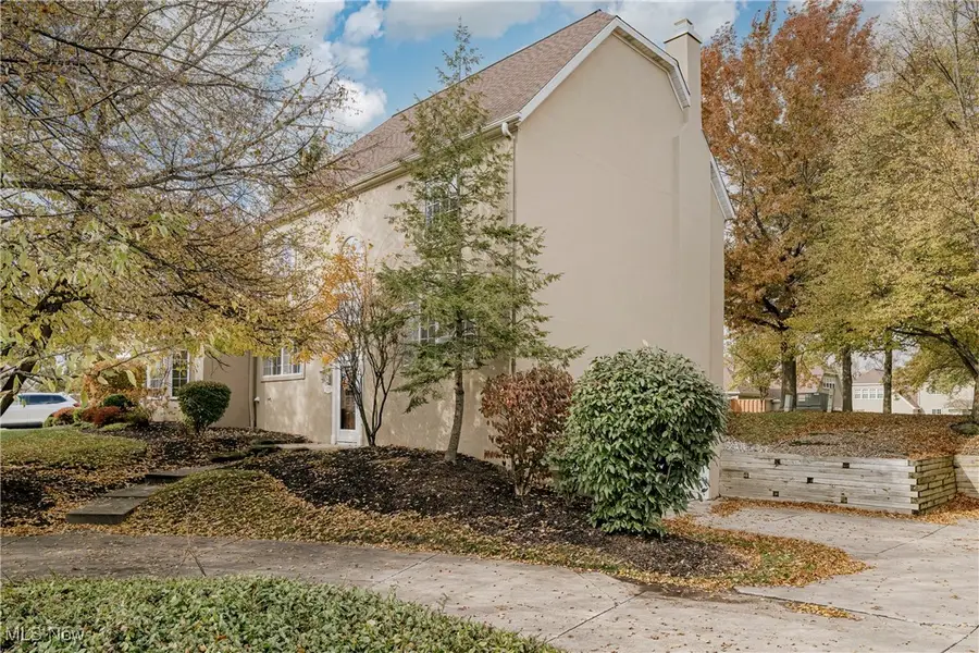 10375 W Cobblestone Lane #2, Twinsburg, OH 44087 - Image #2