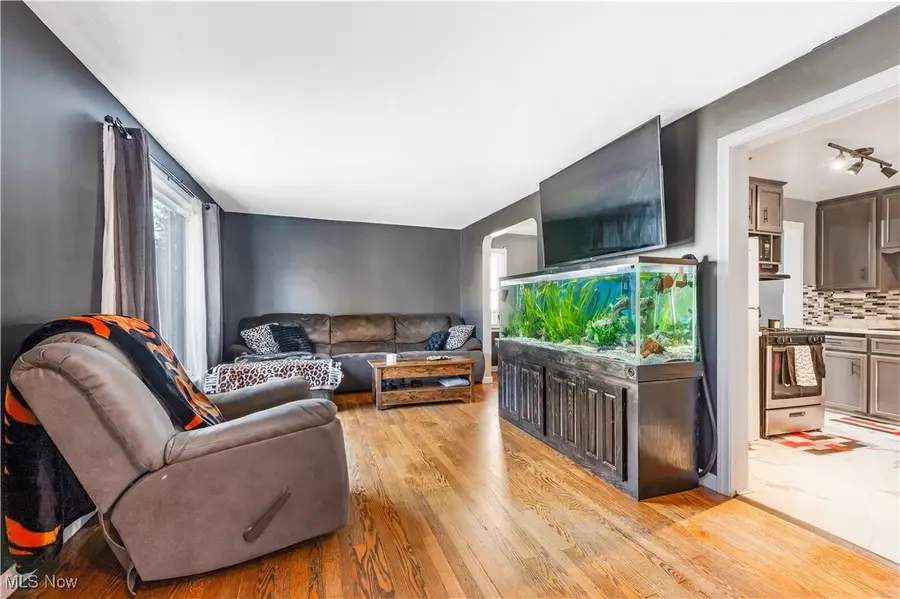 4911 Tuxedo Avenue, Parma, OH 44134 - Image #2