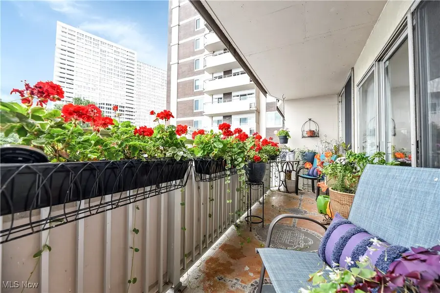 12900 Lake Avenue #127, Lakewood, OH 44107 - Image #3