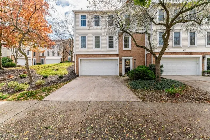 121 Cliffside Commons, Rocky River, OH 44116 - Image #1