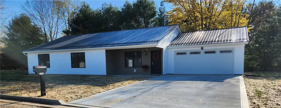 112 Kutcham Drive, Uhrichsville, OH 44683 - Image #2