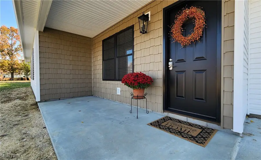 112 Kutcham Drive, Uhrichsville, OH 44683 - Image #3